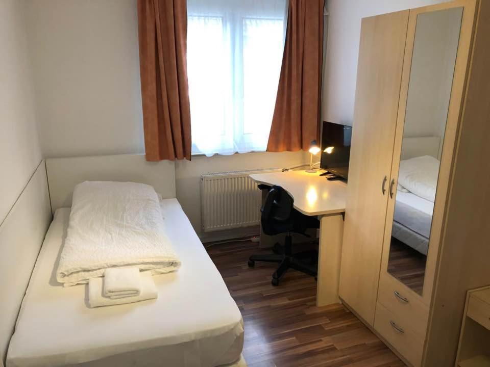 Hotel Kriftelerhof Zewnętrze zdjęcie