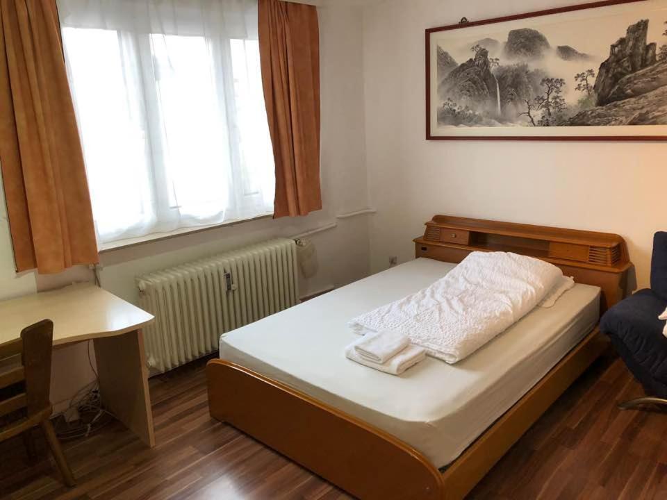 Hotel Kriftelerhof Pokój zdjęcie